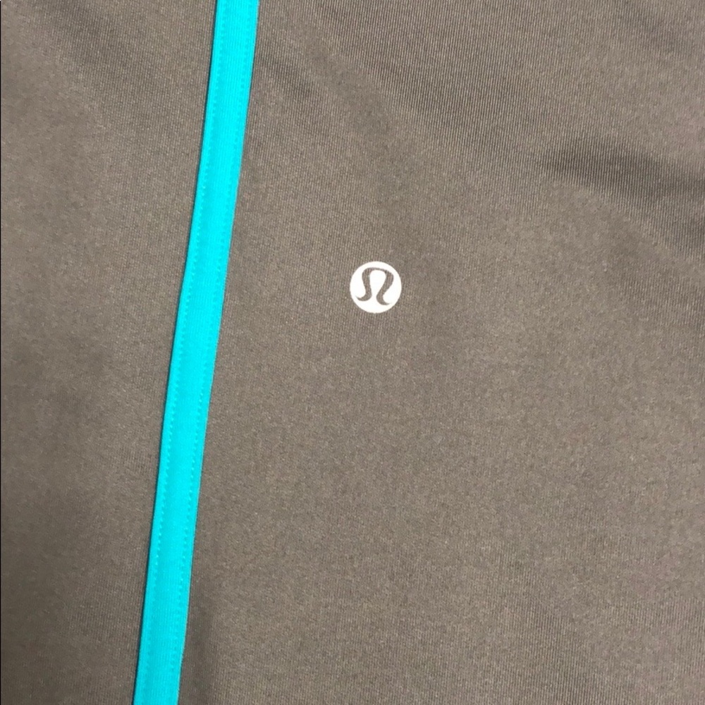Lululemon Gray Tracker Pants Size 8 - Picture 6 of 6